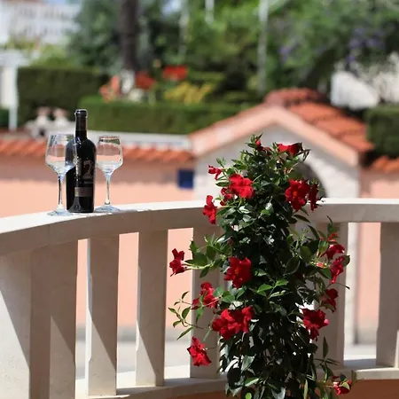 Sunbreeze * Trogir