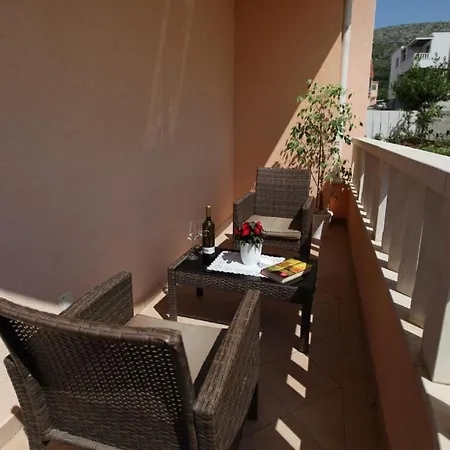 Sunbreeze * Trogir