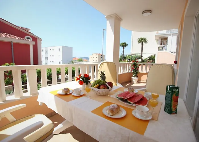 Sunbreeze Apartment Trogir